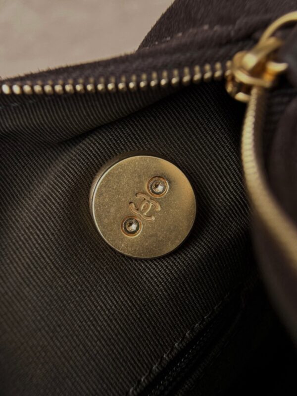 God Factory Chanel Bags Code 10438 25K Size 15.5x24x11.5cm