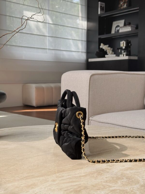 God Factory Chanel Bags Code 10445 25K Small Size 18x26x5cm