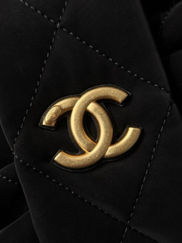 God Factory Chanel Bags Code 10445 25K Small Size 18x26x5cm