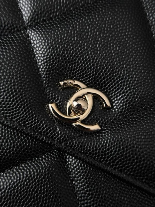 God Factory Chanel Bags Code 10448 25K Size 18x5x14cm