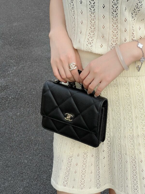 God Factory Chanel Bags Code 10448 25K Size 18x5x14cm