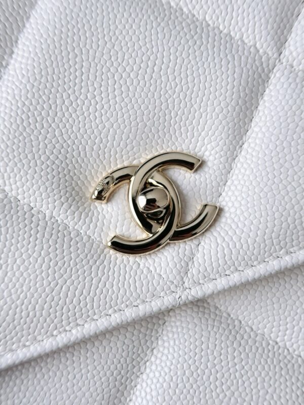 God Factory Chanel Bags Code 10447 25K Size 18x5x14cm