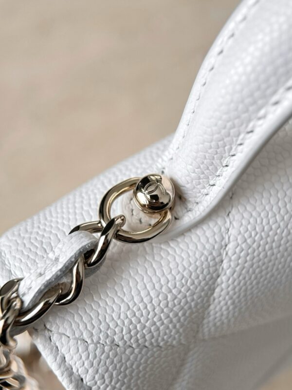 God Factory Chanel Bags Code 10447 25K Size 18x5x14cm