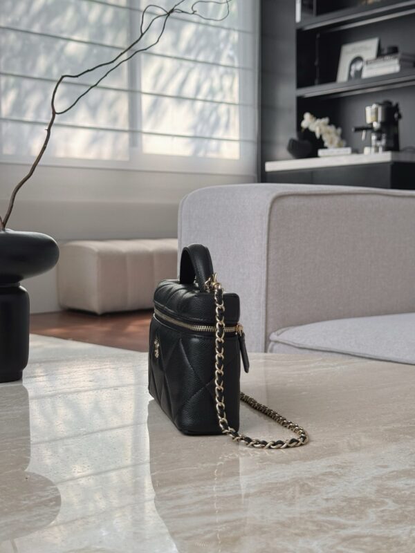 God Factory Chanel Bags Code 10451 25K LP Size 17x19.5x5cm