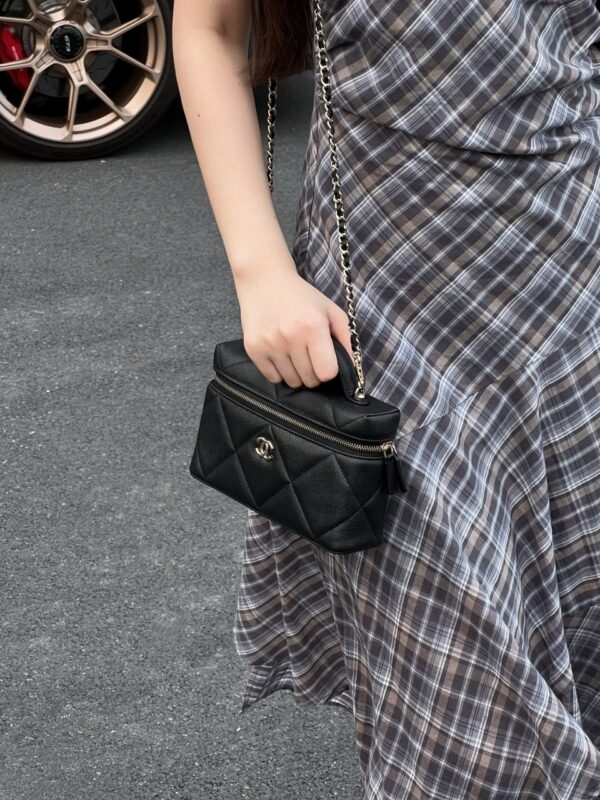 God Factory Chanel Bags Code 10451 25K LP Size 17x19.5x5cm