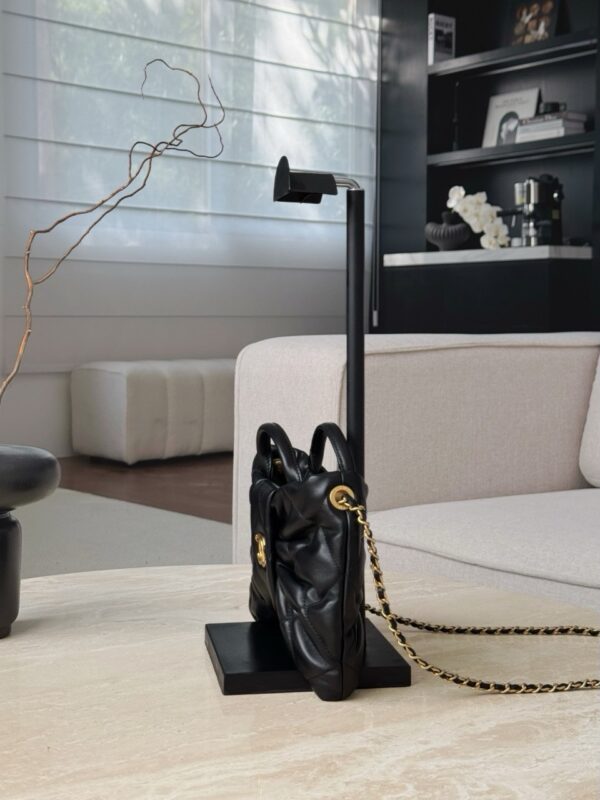 God Factory Chanel Bags Code 10453 25K Small Size 18x26x5cm