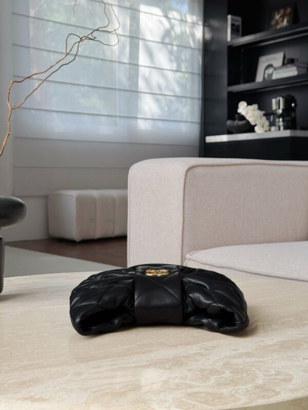 God Factory Chanel Bags Code 10453 25K Small Size 18x26x5cm