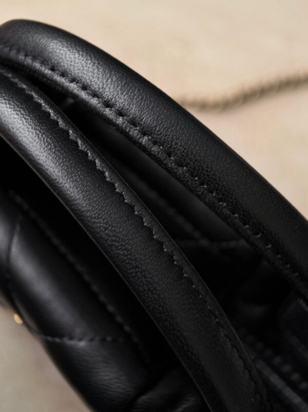 God Factory Chanel Bags Code 10453 25K Small Size 18x26x5cm