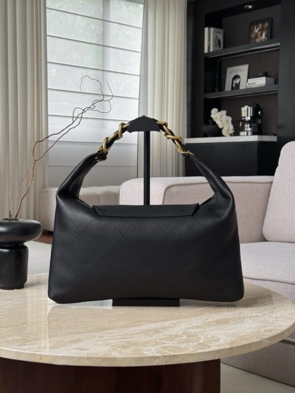 God Factory Chanel Bags Code 10454 25K Size 33X43X7CM