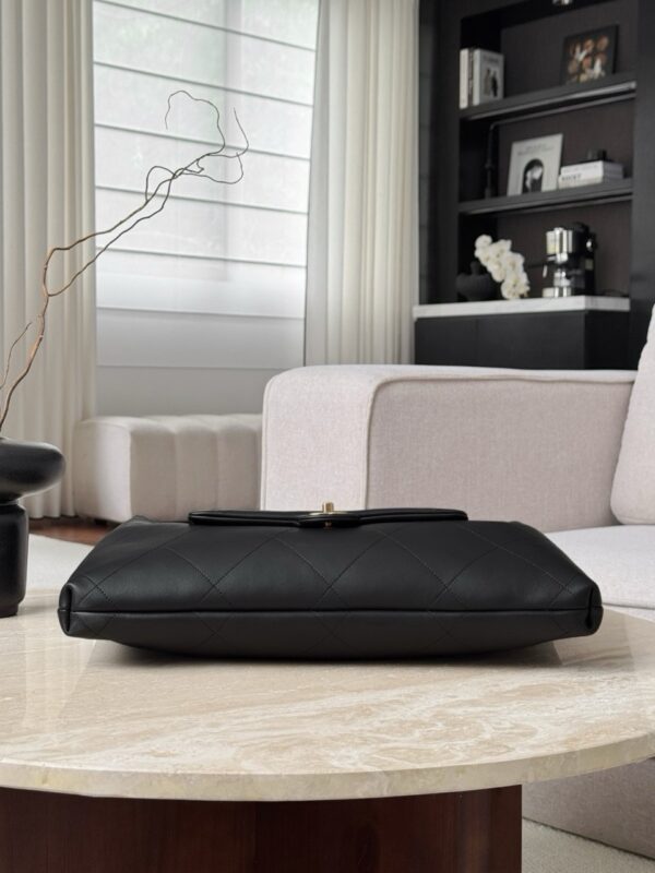 God Factory Chanel Bags Code 10454 25K Size 33X43X7CM