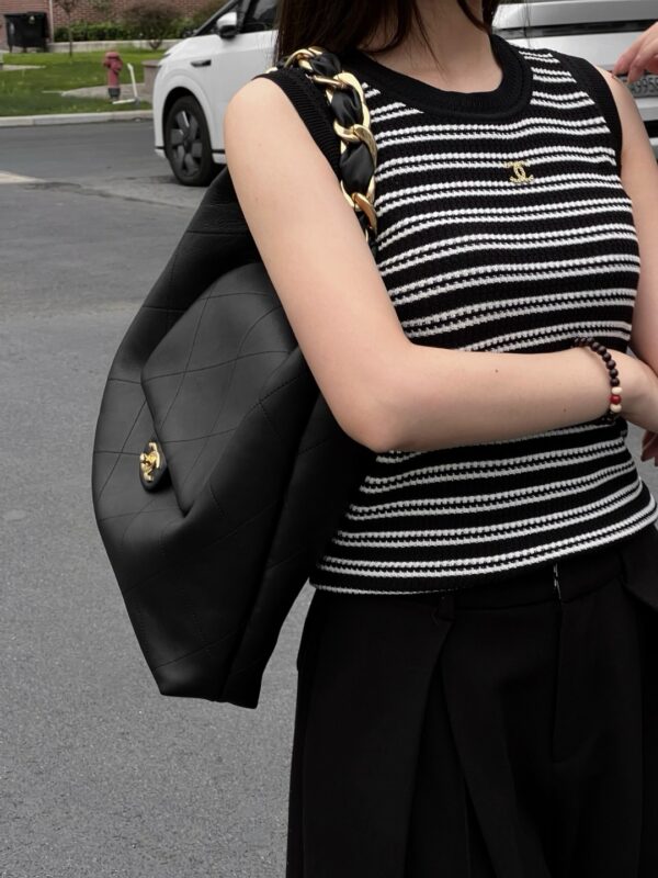 God Factory Chanel Bags Code 10455 25K Size 35x47x9cm