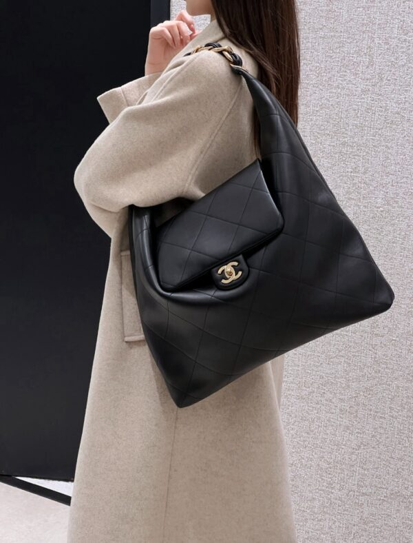 God Factory Chanel Bags Code 10457 25K Size 53x43x9cm