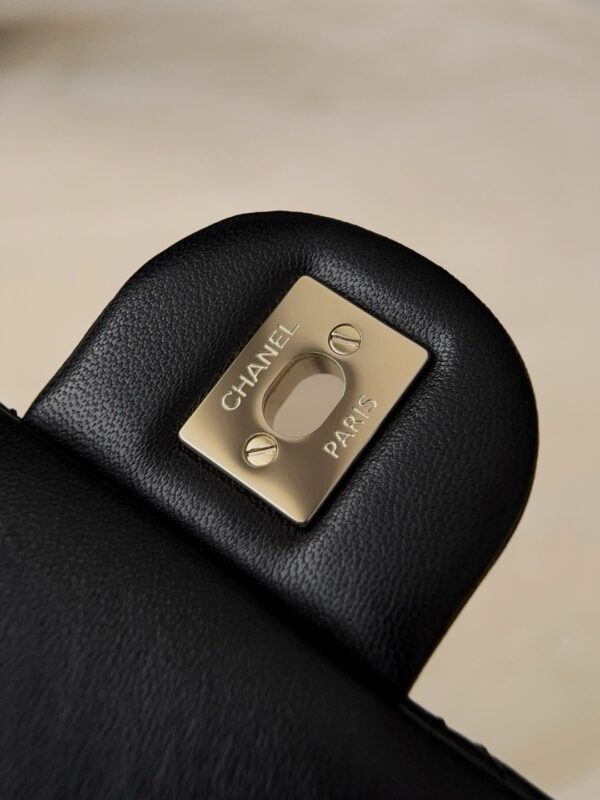 God Factory Chanel Bags Code 10458 25K Size 18x13x7cm