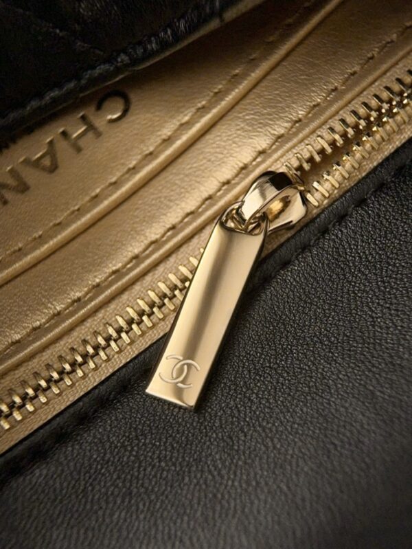 God Factory Chanel Bags Code 10459 25K Size 20x13x7cm