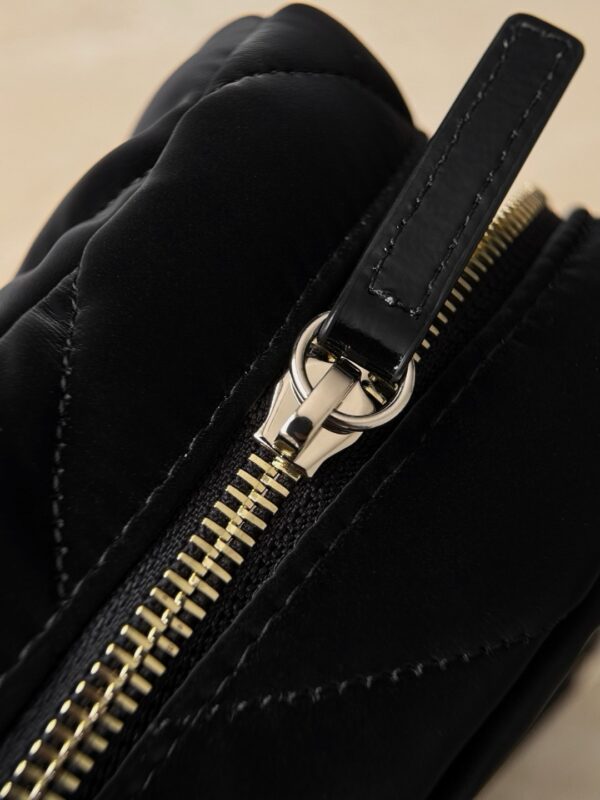 God Factory Chanel Bags Code 10461 25N Backpack Size 25x25x10cm