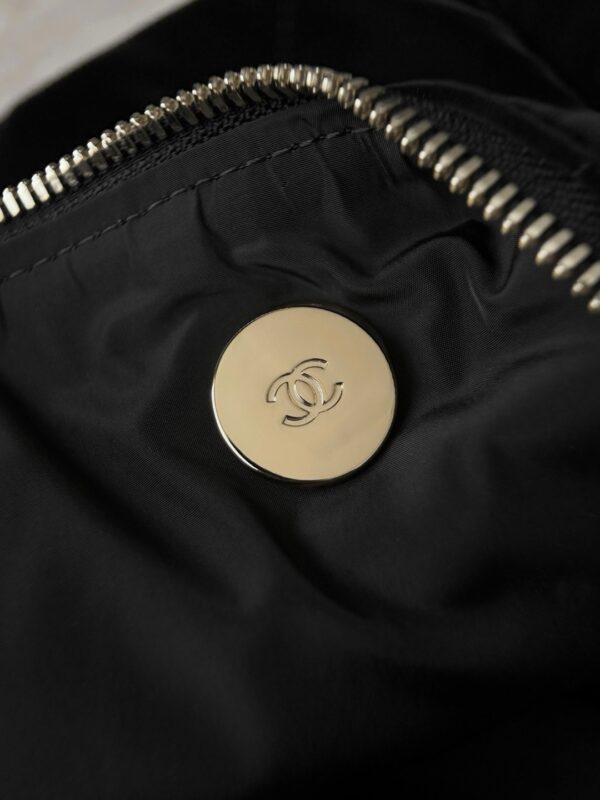 God Factory Chanel Bags Code 10463 25N Size 44x22x18cm