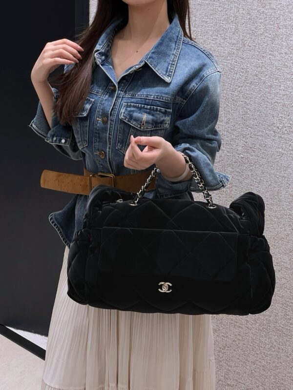 God Factory Chanel Bags Code 10463 25N Size 44x22x18cm