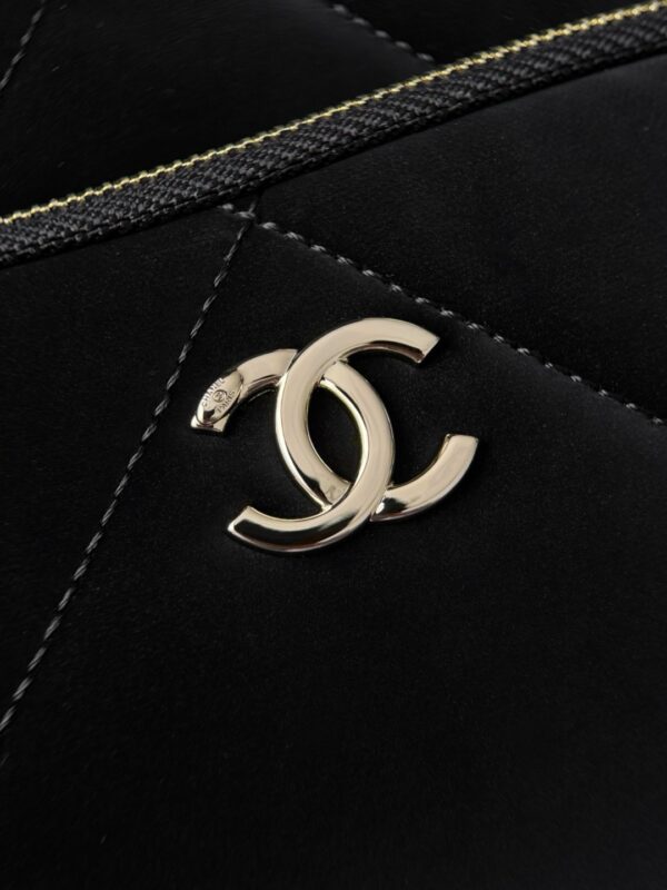 God Factory Chanel Bags Code 10464 25N Size 15x21x7.5cm