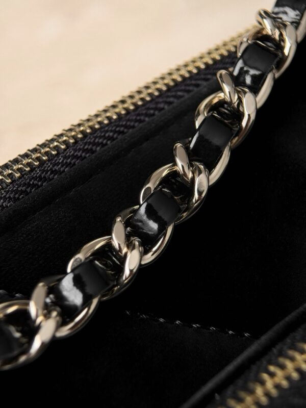 God Factory Chanel Bags Code 10464 25N Size 15x21x7.5cm