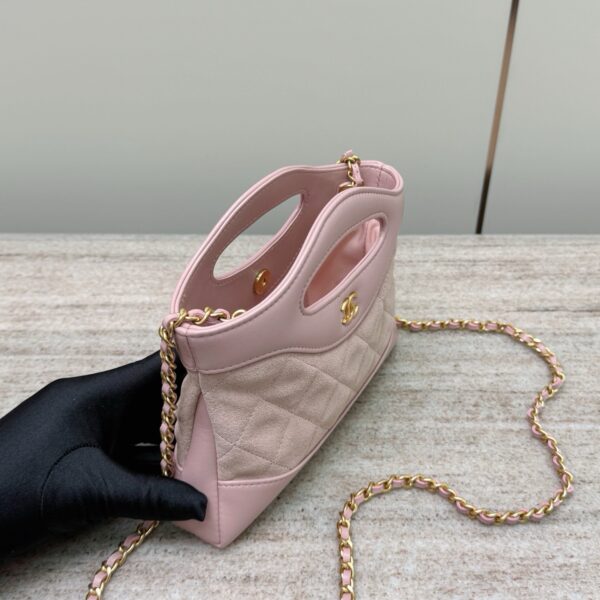 God Factory Chanel Bags Code 10272 25P 31Nano Size 17.5x20.5x3.5cm