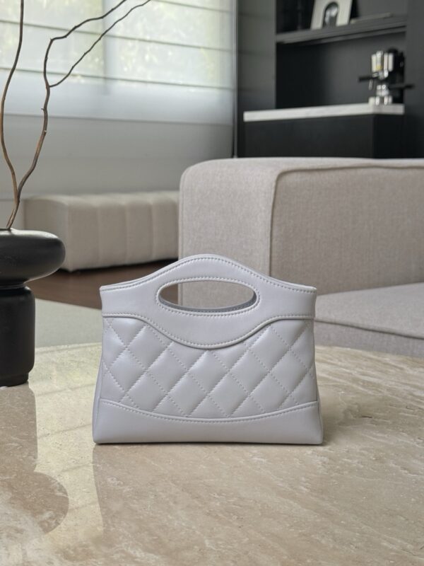 God Factory Chanel Bags Code 10274 25P 31Nano Size 17.5x20.5x3.5cm