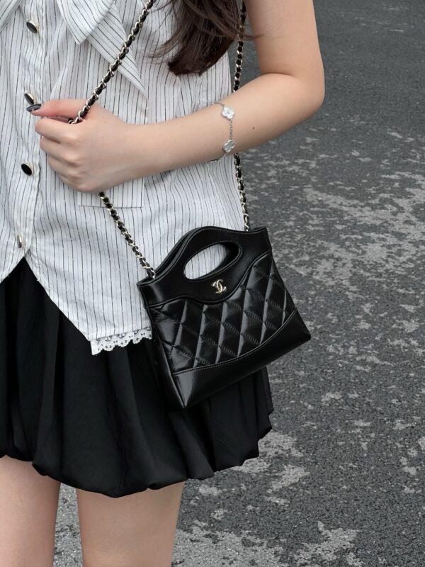 God Factory Chanel Bags Code 10275 25P 31Nano Size 17.5x20.5x3.5cm