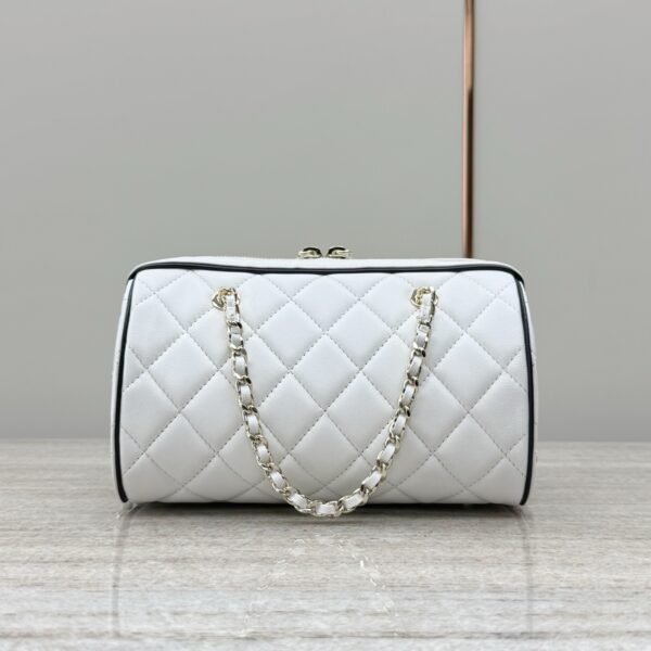 God Factory Chanel Bags Code 10278 25P Size 11.5x18.5x11cm