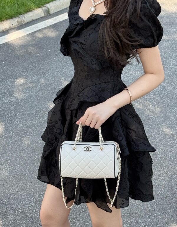 God Factory Chanel Bags Code 10278 25P Size 11.5x18.5x11cm