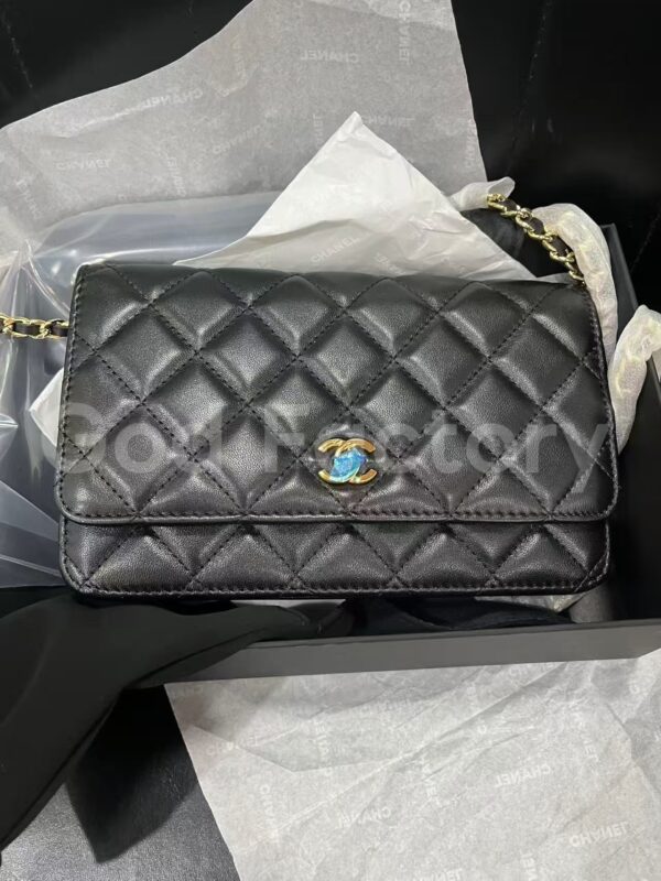 God Factory QC 2026-4-6 Black lambskin Woc 19CM Twist Lock