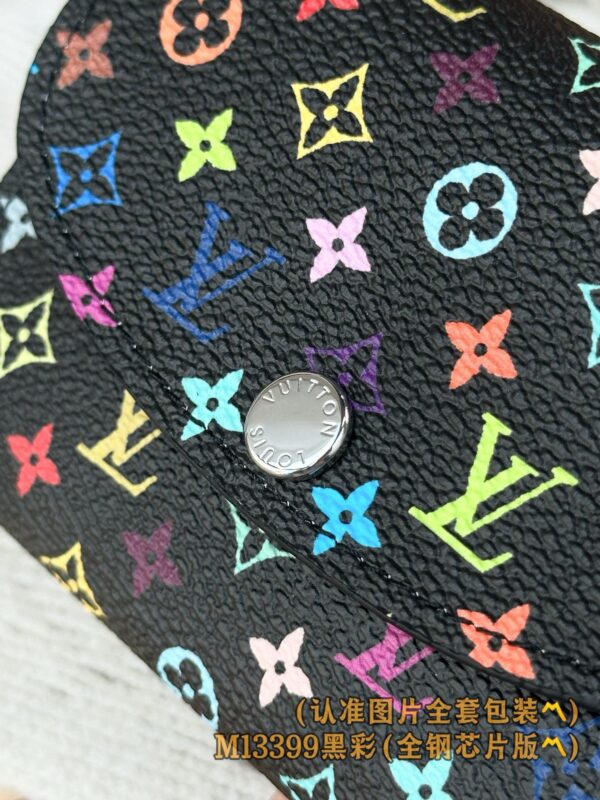 God Factory LV Wallet M13399 Size 10 x 14 x 2.5cm
