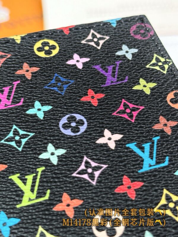 God Factory LV Wallet M14178 Size 10 x 14 x 2.5cm