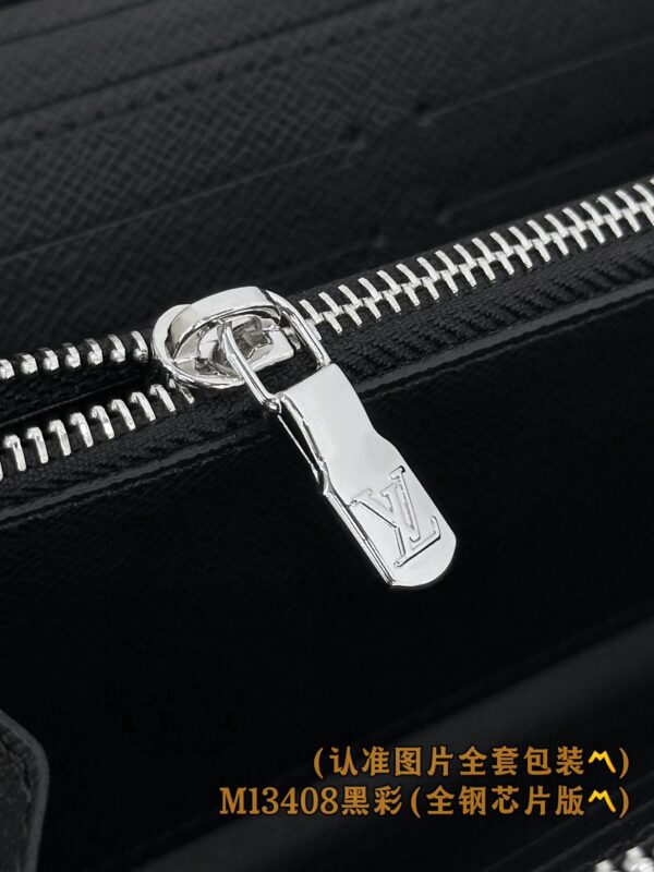 God Factory LV Wallet M13408 Size 19x10cm
