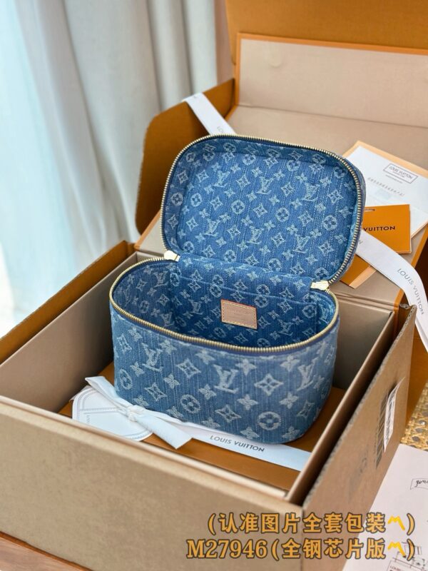God Factory LV Bags M27946 Size 20 x 13.5 x 12cm