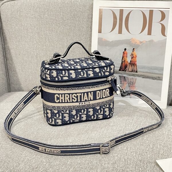 God Factory Dior Bags Size 18.5 x 13 x 10.5cm