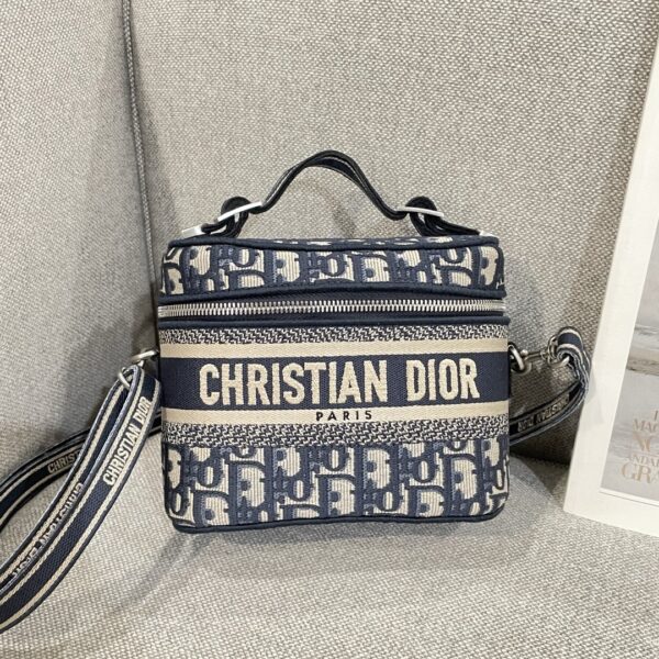 God Factory Dior Bags Size 18.5 x 13 x 10.5cm