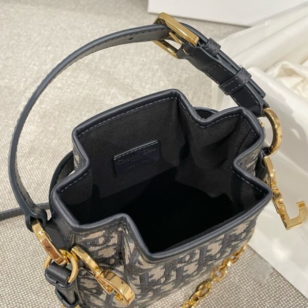 God Factory Dior Bags 010 CD Gest Size 17CM