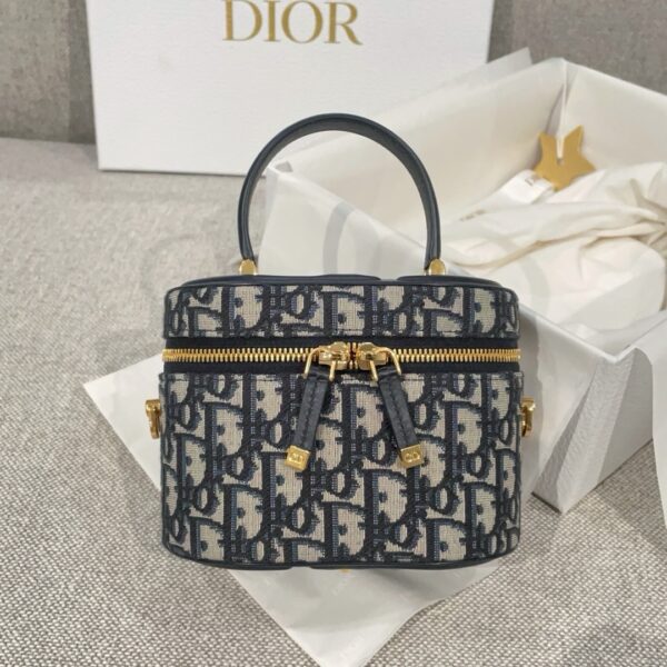 God Factory Dior Bags 012 CD Size 16*11*6.5cm