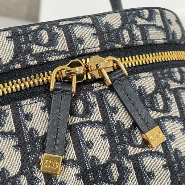 God Factory Dior Bags 012 CD Size 16*11*6.5cm