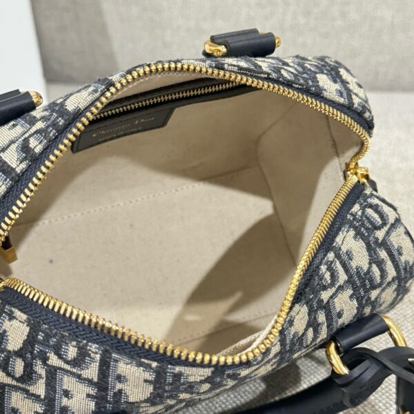 God Factory Dior Bags 023 CD Groove Size 20.5x13.5x12cm