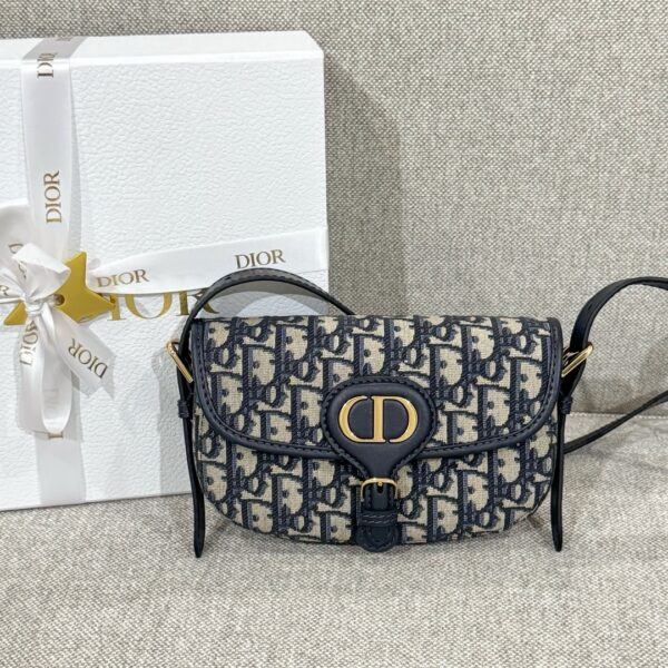 God Factory Dior Bags 027 CD New Bobby Size 21*12*5.1cm