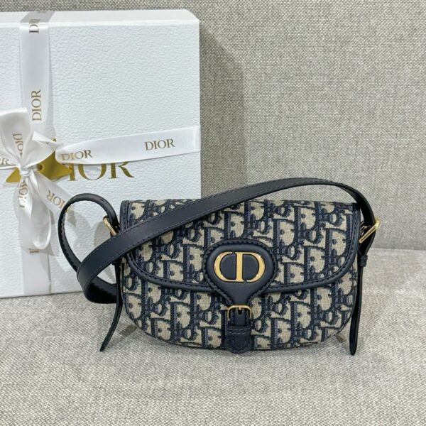 God Factory Dior Bags 027 CD New Bobby Size 21*12*5.1cm