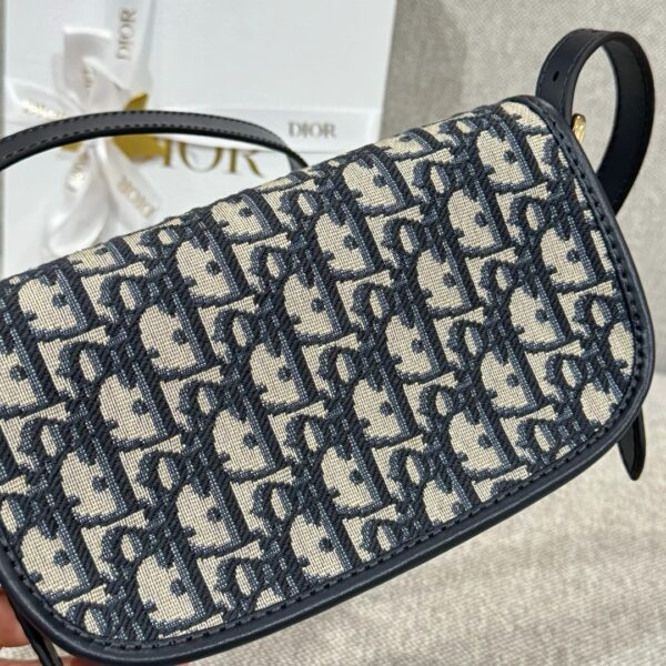 God Factory Dior Bags 027 CD New Bobby Size 21*12*5.1cm