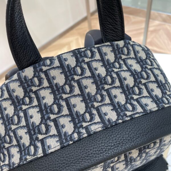 God Factory Dior Bags 035 CD Caro Backpack Size 26*37*15cm